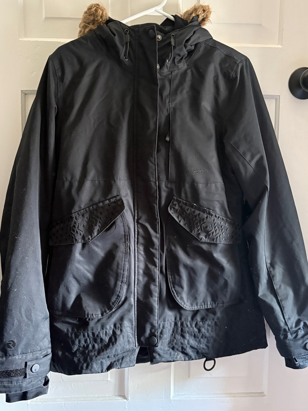 Women’s Black Ski & Snow Jacket with Faux-Fur Trim Hood